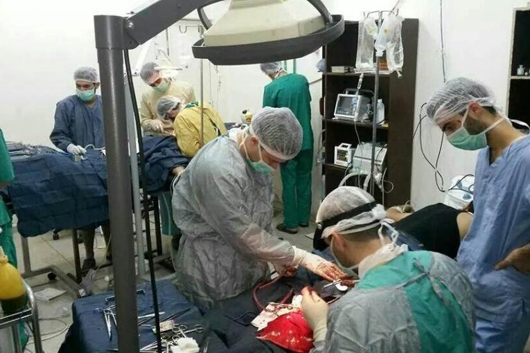 Une salle d'opérations dans un hôpital de fortune à l'est de Damas en 2013.