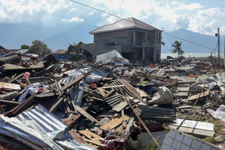 Indonésie le village de Talise détruit