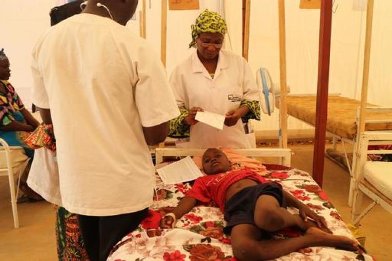 Depuis le 23 mars 2015 en collaboration avec le ministère de la Santé MSF a pris en charge près de 4 000 patients au centre de Lazaret de Niamey capitale du Niger