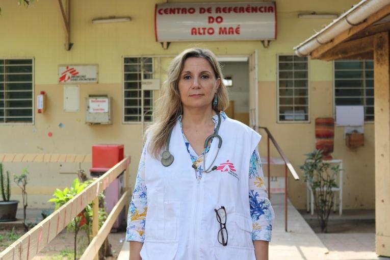 Natalia Tamayo, spécialiste des maladies infectieuses MSF au Centre de référence Alto Mae (CRAM) à Maputo, au Mozambique, où des soins sont prodigués, notamment aux patients atteints du VIH.
 © MSF/Ariana Atala