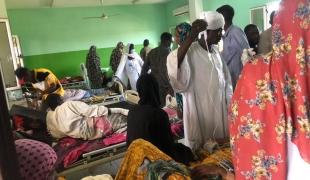 Soudan : “une situation catastrophique, les patients sont soignés  par terre dans les couloirs”