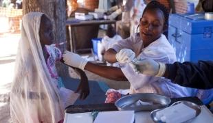 Décembre 2011. Campagne de vaccination contre la méningite au Tchad.