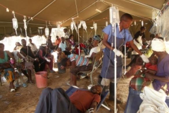 Zimbabwe, janvier 2009. Centre de traitement du cholera de MSF à Kadoma.