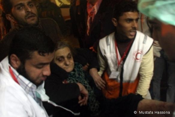 Arrivée de blessés à l'hôpital Al Shifa, Gaza ville.