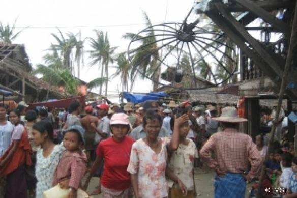 Labutta, le 20 mai 2008. La région du delta de l'Irrawady avait été sévèrement touchée par le cyclone Nargis.