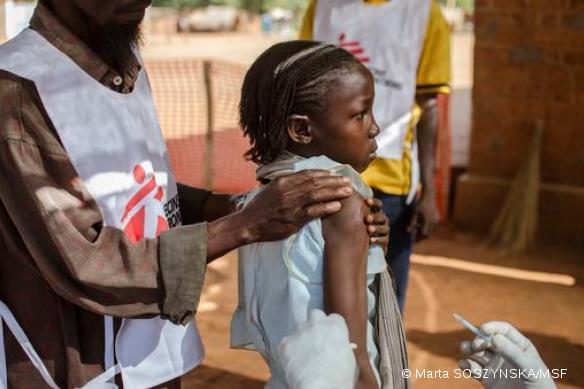 Campagne de vaccination de masse contre la rougeole, Bria, Est de la RCA, avril 2015