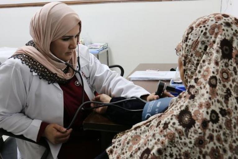 Consultation médicale dans le cadre du projet de MSF sur les maladies non transmissibles, gouvernorat d'Irbid, Jordanie.