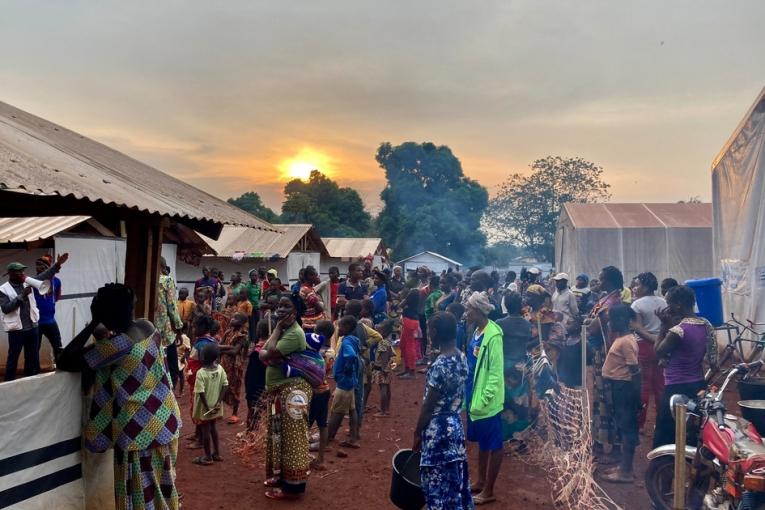 De nombreuses personnes se sont réfugiées à l'intérieur de l'hôpital régional universitaire de Bangassou soutenu par MSF après l'offensive armée contre la ville du 3 janvier 2021.