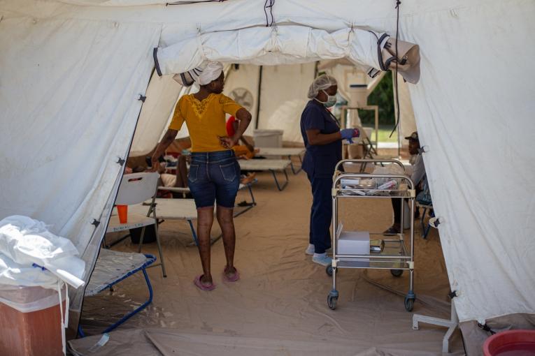 Le centre de traitement du choléra de MSF à Cité Soleil