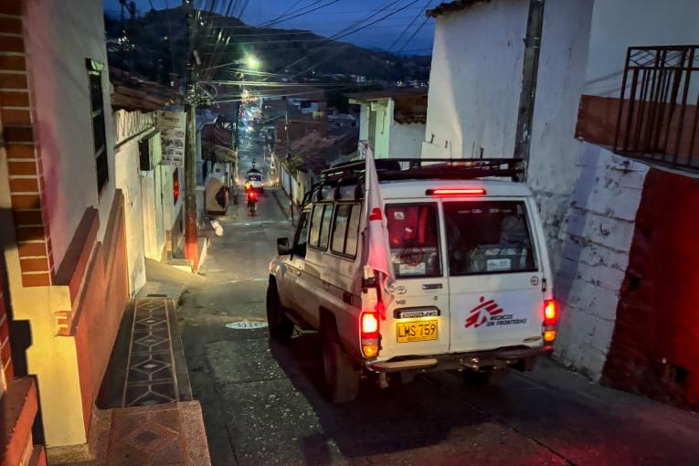 Une équipe MSF quitte la base de la ville d'Ocaña pour mener une clinique mobile dans une zone rurale de Catatumbo, en Colombie.