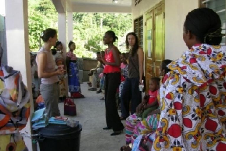 mai 2009 Ouverture de la consultation de MSF à Kaweni