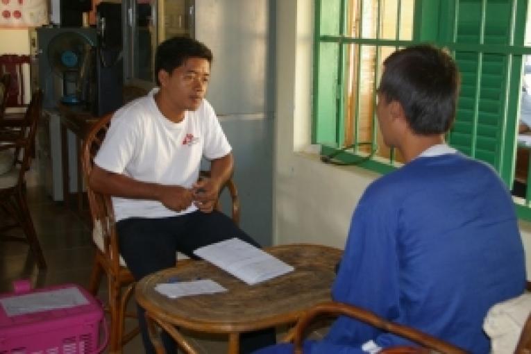 Cambodge 2010 consultation MSF à la prison CC1.