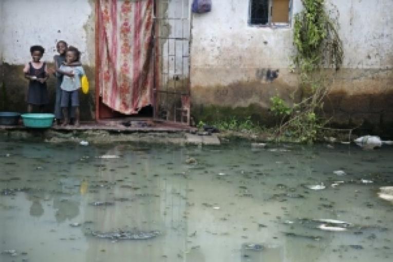 A Lusaka les infrastructures permettant de drainer d’assainir et d’approvisionner en eau les secteurs périurbains ont été négligés.