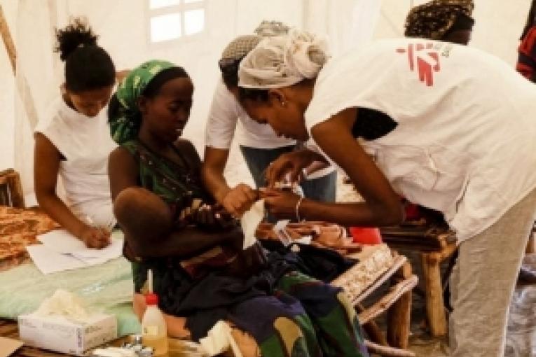 Face à la crise nutritionnelle qui sévit en Somalie Médecins Sans Frontières (MSF) appelle les parties présentes en Somalie les pays voisins et la communauté internationale à renforcer sensiblement l'aide destinée à la population somalienne dans 