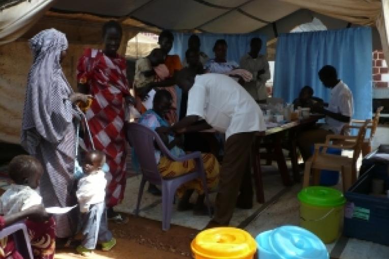 Avec le retour de la saison des pluies la situation sanitaire au Sud Soudan présente des signes inquiétants : choléra paludisme malnutrition.Un point sur la situation avec Pascal Duchemin chef de mission de retour du Nord Bahr El Ghazal où MSF intervi
