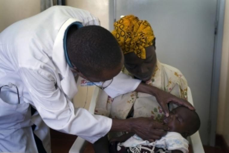 Apporter des soins aux personnes déplacées au Kenya