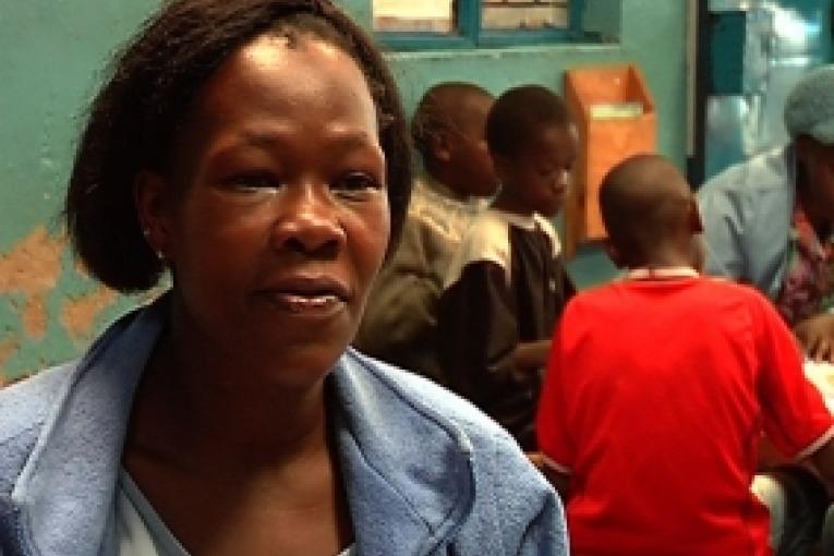 Benta est HIV positive. Lorsqu'elle a appris son statut elle a eu très peur pour son enfant.