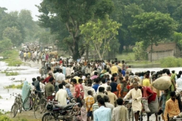 30 août 2008  Populations sinistrées dans la zone de Madhepura dans l'Etat du Bihar