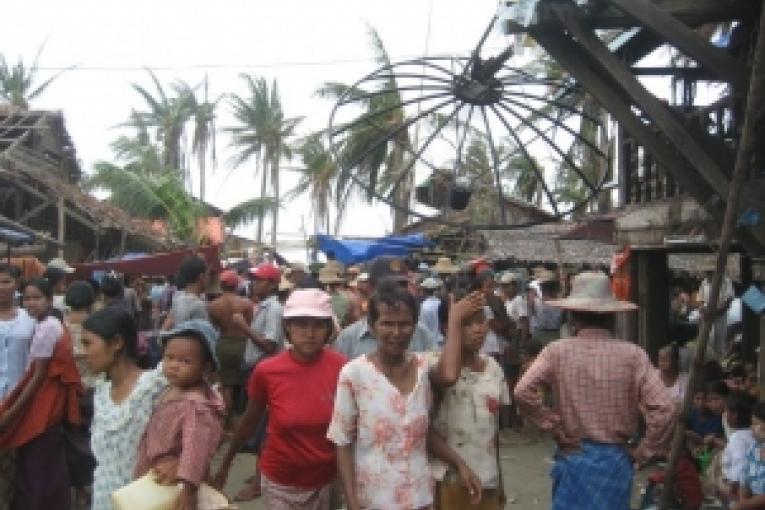 Labutta le 20 mai 2008. La région du delta de l'Irrawady avait été sévèrement touchée par le cyclone Nargis.