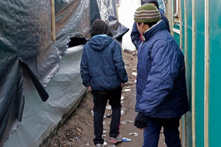 Un mineur de 11 ans seul dans la Jungle de Calais. Jon Levy/MSF