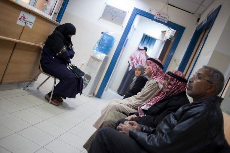 MSF a lancé un projet de prise en charge des maladies non transmissibles en décembre 2014 dans deux cliniques situées dans le nord du gouvernorat jordanien d'Irbid près de la frontière syrienne.