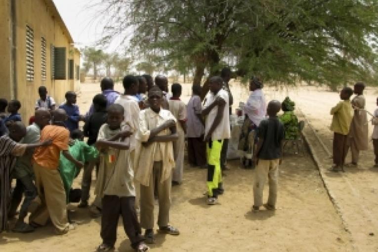 District de Zinder Niger avril 2009. MSF prévoit d'y vacciner un million de personnes au total .