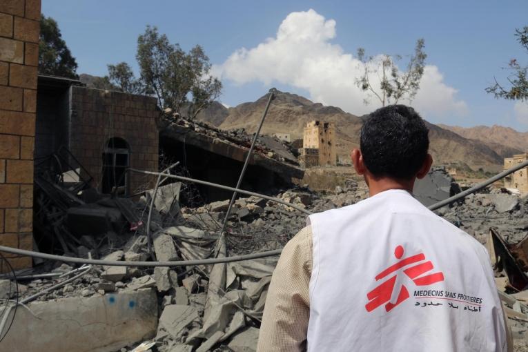 L'hôpital d'Haydan, dans le nord du Yémen, après le bombardement du 26 octobre 2015.