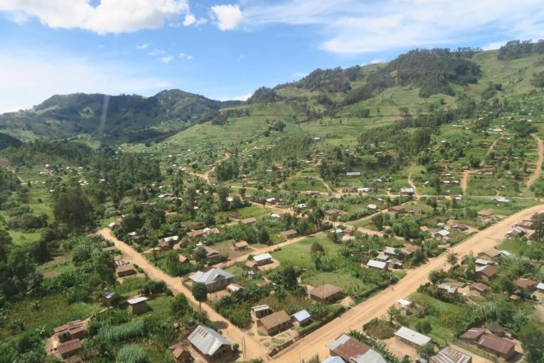 Vue aérienne de la ville de Lubero, en République démocratique du Congo. 