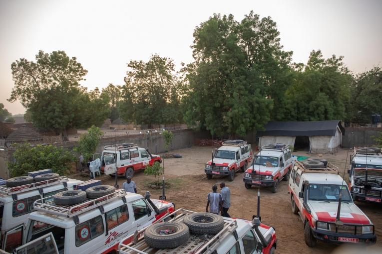 Véhicules MSF mobilisés lors d'une campagne de vaccination contre la rougeole, à Am Timan, au Tchad, en avril 2019.