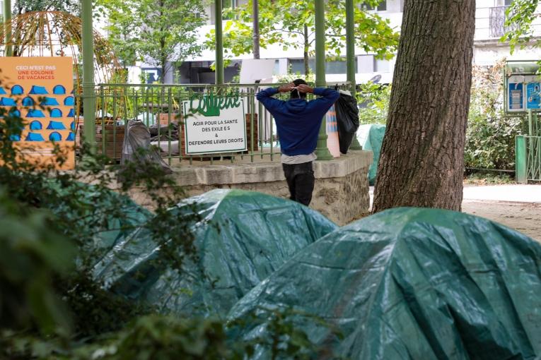 Camp de mineurs non accompagnés à Paris