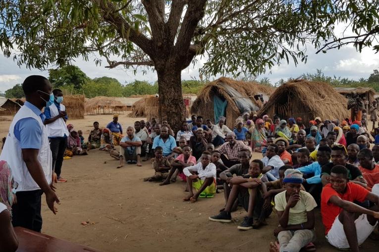 En décembre 2020, MSF a lancé un programme de soins de santé mentale dans des camps de déplacés de la banlieue de Pemba, la capitale de la province de Cabo Delgado. Mozambique.