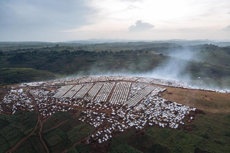 Vue aérienne du camp de Rhoe, situé à 8 kilomètres du village de Drodro et à 65 km au nord-est de la ville de Bunia, chef-lieu de la province de l'Ituri.