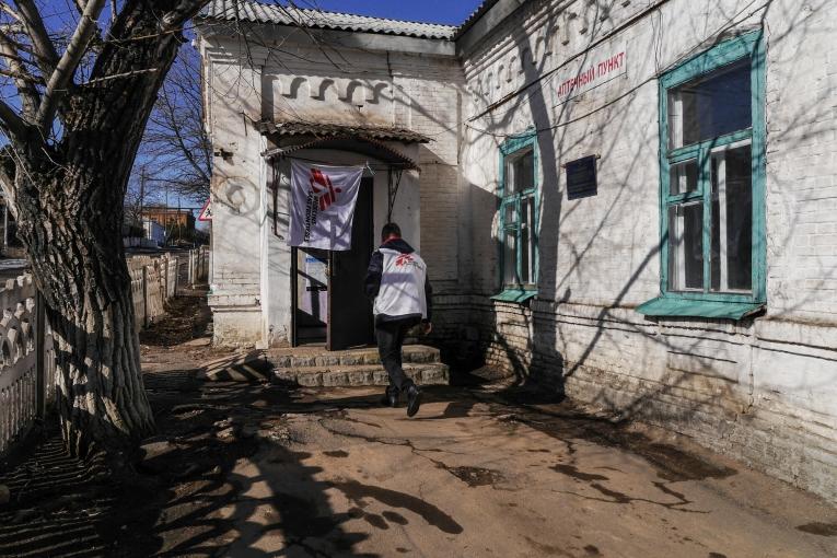 Eastern Ukraine Mobile Clinics - Starohnativka Village