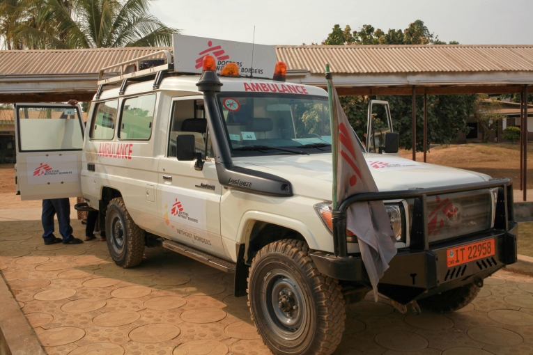 Une voiture MSF dans le district de Mamfe. Cameroun. 2021.