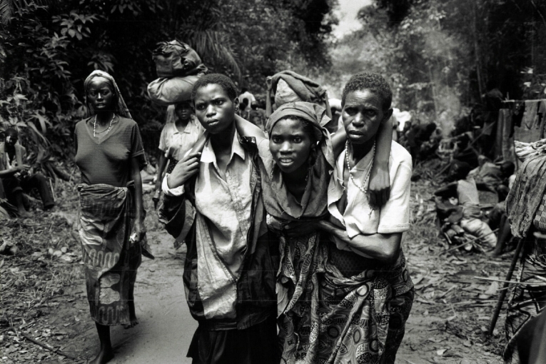 Réfugiés rwandais dans le village de Biaro. 1997. 