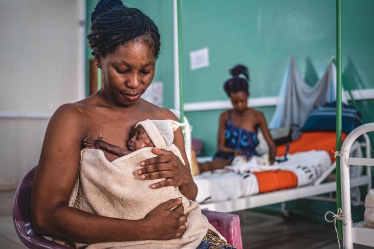 New maternity in CAR 11