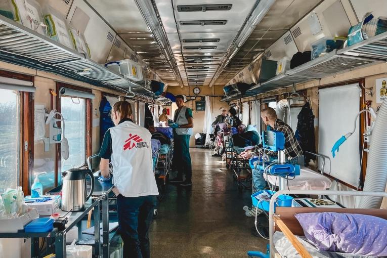 Vue du train d'évacuation médicale de MSF. Ukraine. Octobre 2023.