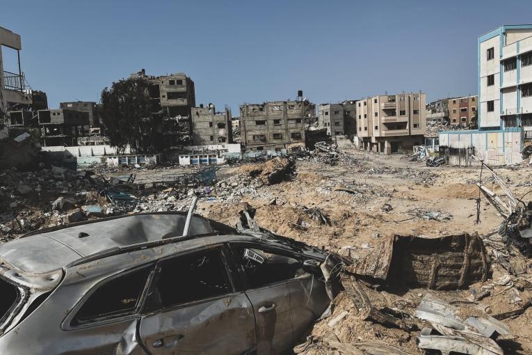Palestine, Khan Younis, sud de Gaza, 22 avril 2024. Khan Younis est difficilement reconnaissable après le retrait des forces israéliennes de la zone, laissant un vaste champ de ruines.