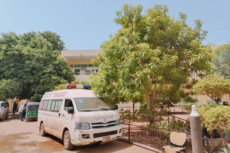 Vue générale de l'hôpital Al Nao, soutenu par MSF et situé dans la ville d'Omdourman, en banlieue de Khartoum. Soudan, août 2023.