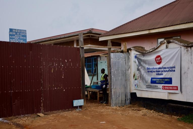 Vue du Centre de traitement Ebola à Kayna