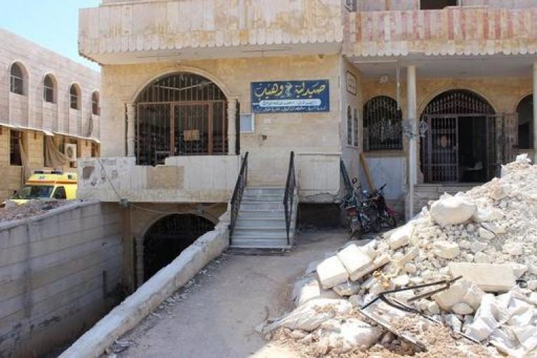 L'hôpital de Kafr Zita a été très endommagé par des tirs. Seul le sous sol est utilisable.