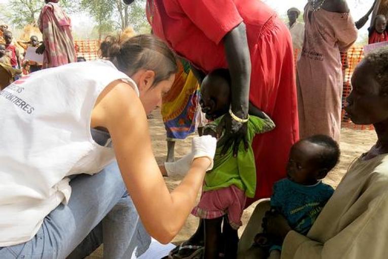Campagne de vaccination contre la rougeole pour les déplacés Aweil Soudan du Sud janvier 2015
