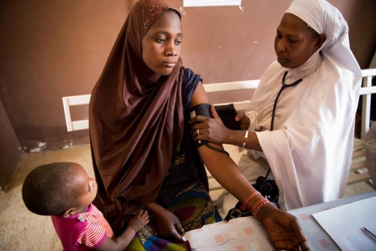 Gao février 2013. Consultation au centre de santé de Sossokoira.