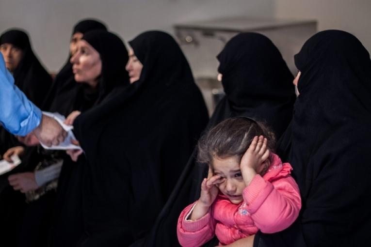 Salle d'attente de la clinique MSF à Darvazeh Ghar un quartier du sud de Téhéran