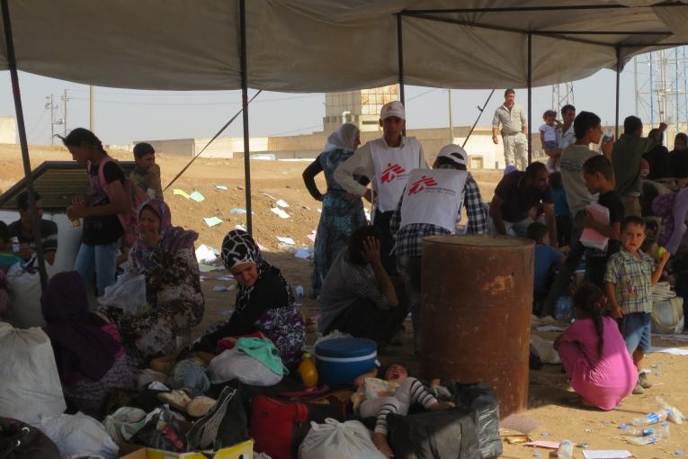 Des milliers de réfugiés syriens fuient vers l'Irak