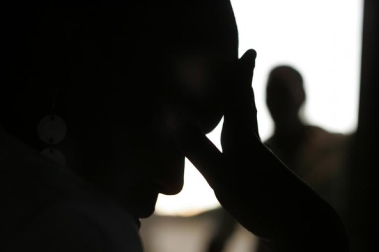 Si le projet de loi contre l’homosexualité a été abandonné la législation existante limite la prévention et l’accès aux soins VIH/Sida.