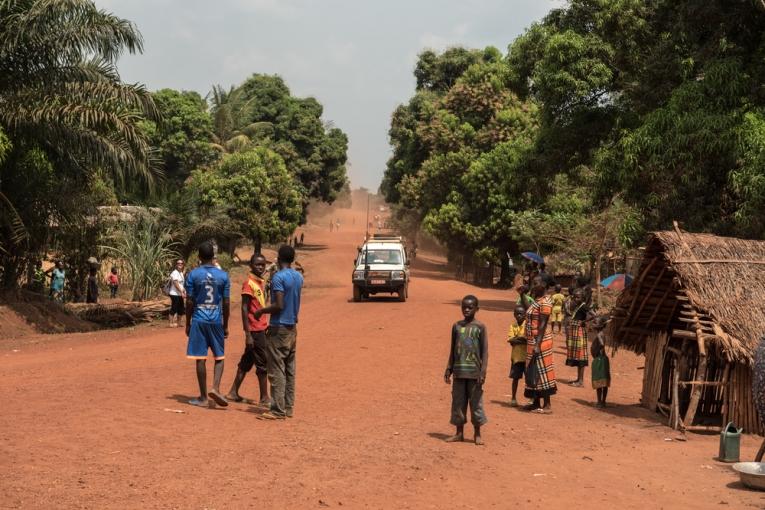 De violents combats ont éclaté tôt samedi matin dans la ville de Bangassou (province de Mbomou dans le sud est de la République centrafricaine). MSF appelle les groupes armés à mettre en place un cessez le feu pour que les blessés puissent accéder