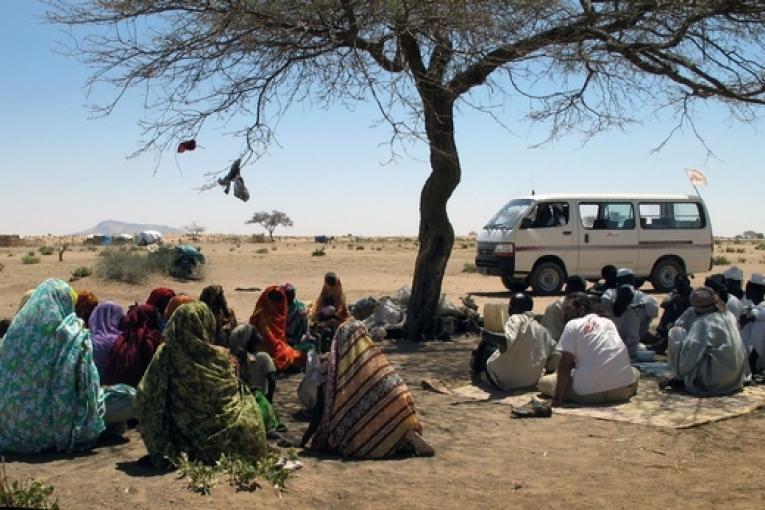 Une équipe MSF à Shangil Tobaya Nord Darfour