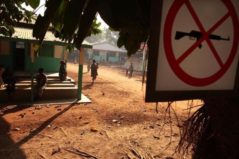 Suite à une nouvelle attaque à l’encontre de ses équipes médicales et de ses structures l’organisation médicale Médecins Sans Frontières (MSF) vient de retirer une partie de son personnel de la ville de Ndélé située dans le Nord de la Répub