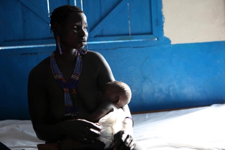 Dans le centre de soins de santé primaire de Pibor État de Jonglei Soudan  Octobre 2009